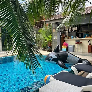 https://baan-prayong.khao-lakhotels.com