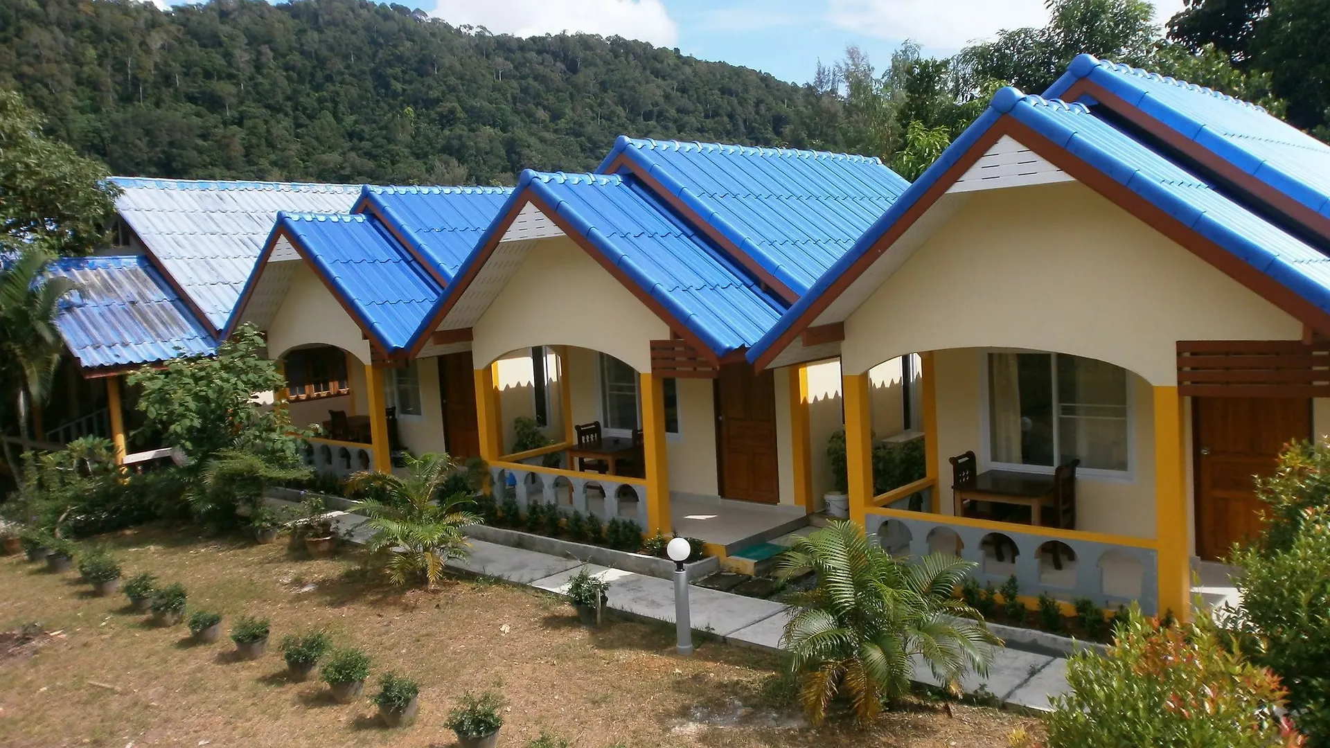 **  Lanta Together Guest House Koh Lanta Thailand