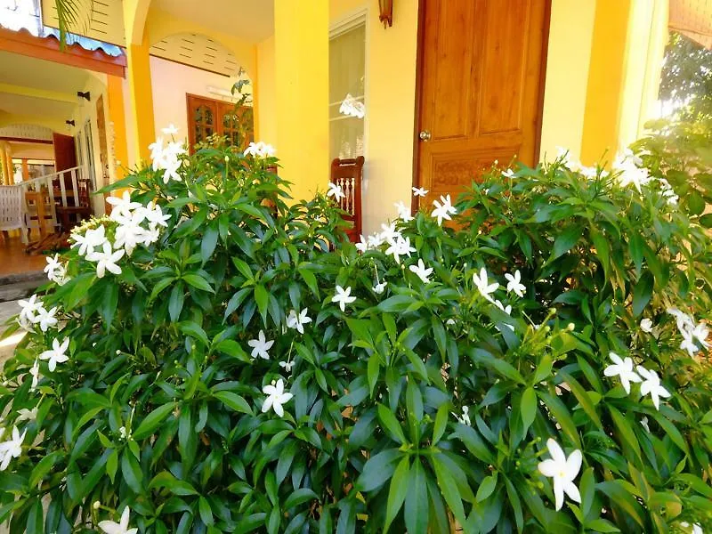Lanta Together Guest House Koh Lanta 2*,