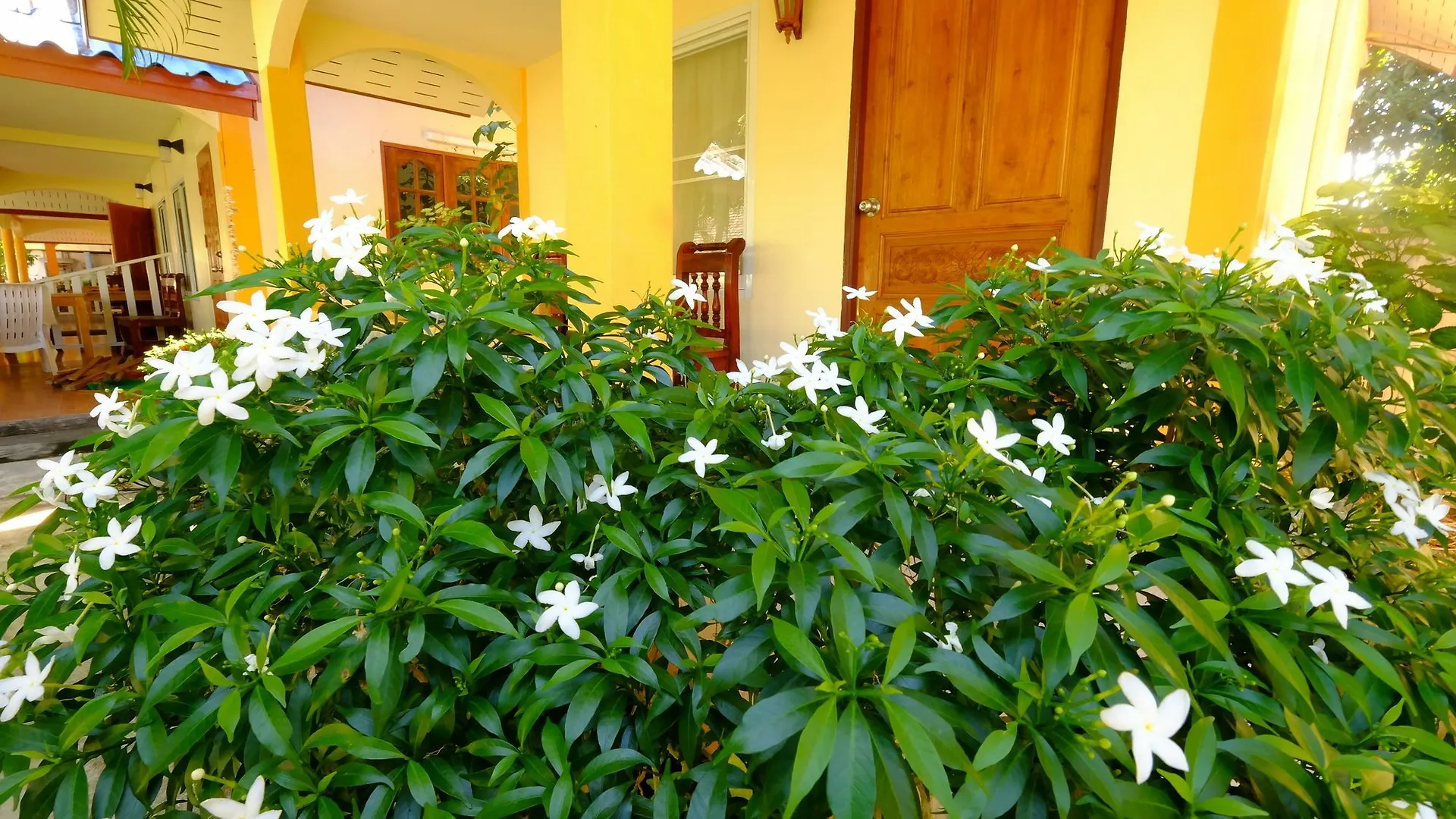 Lanta Together Guest House Koh Lanta 2*,